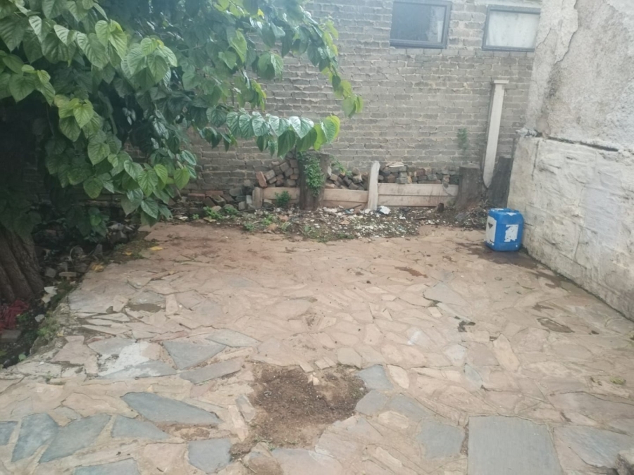 4 Bedroom Property for Sale in Lorentzville Gauteng