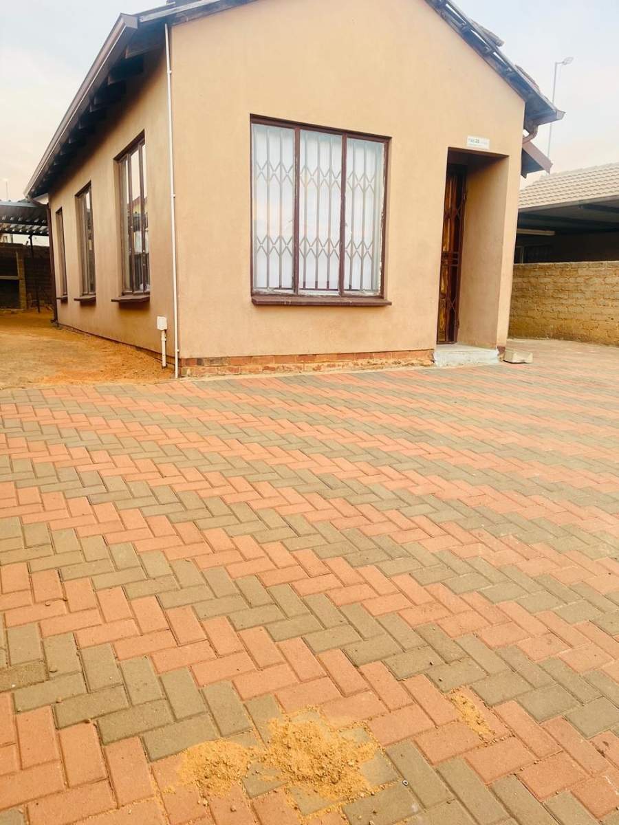 To Let 3 Bedroom Property for Rent in Soshanguve East Ext 4 Gauteng