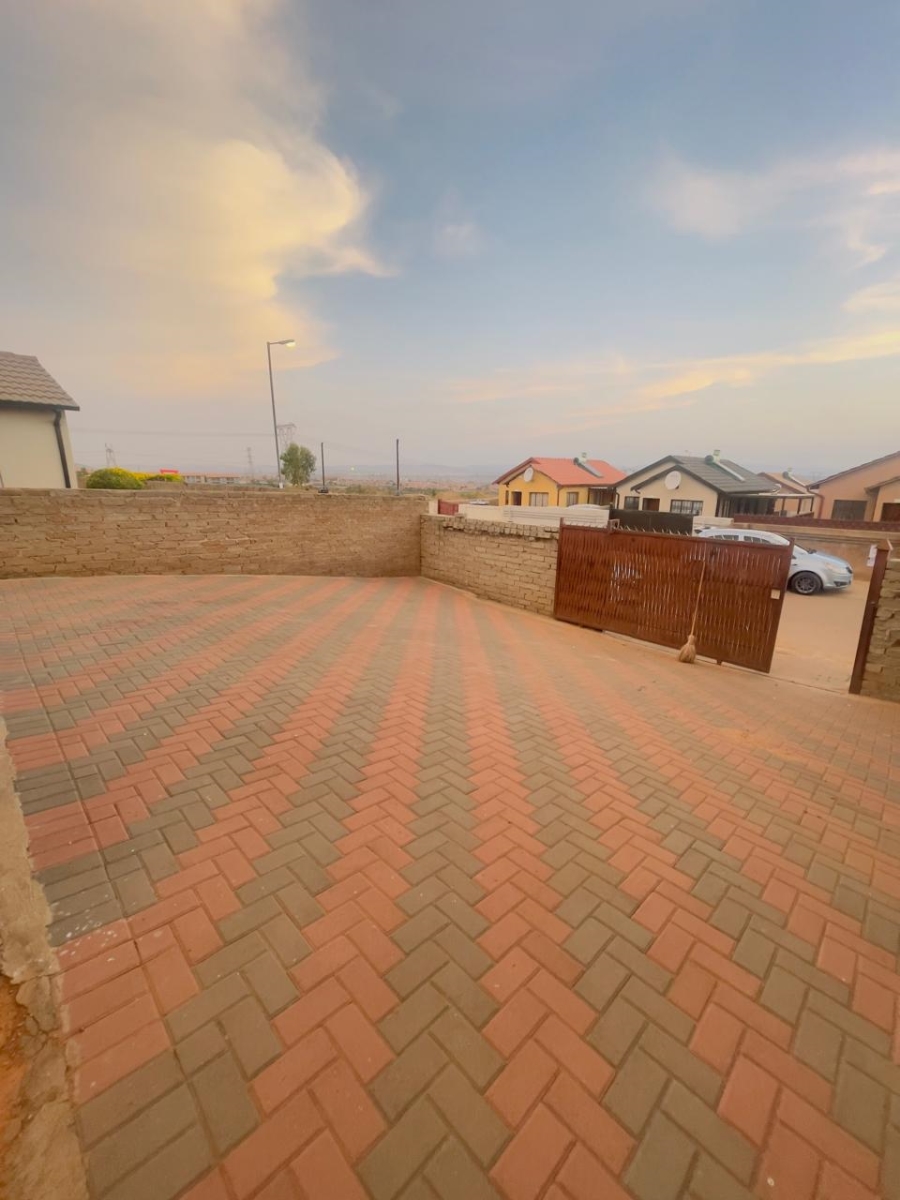 To Let 3 Bedroom Property for Rent in Soshanguve East Ext 4 Gauteng