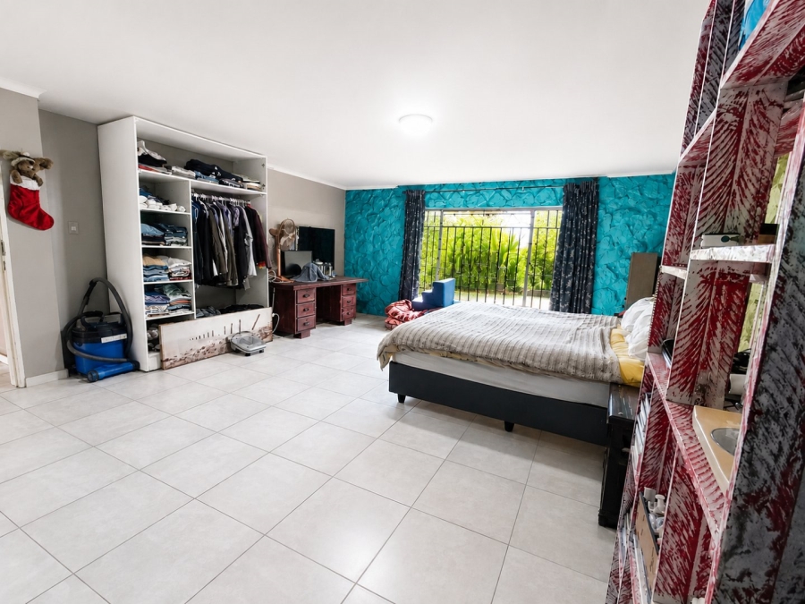 Commercial Property for Sale in Oog Van Boekenhoutskloof Alias Tweefonte Gauteng