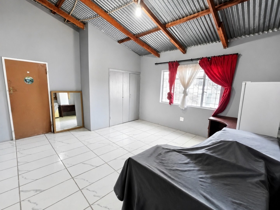 Commercial Property for Sale in Oog Van Boekenhoutskloof Alias Tweefonte Gauteng