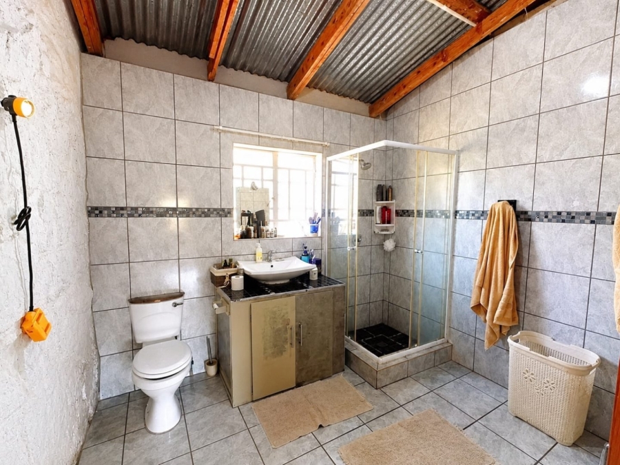 Commercial Property for Sale in Oog Van Boekenhoutskloof Alias Tweefonte Gauteng