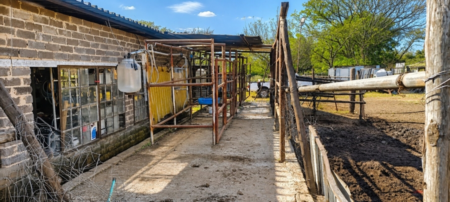 Commercial Property for Sale in Oog Van Boekenhoutskloof Alias Tweefonte Gauteng