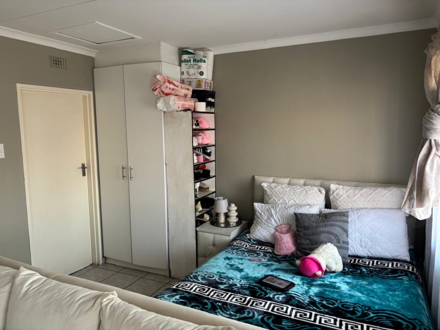 1 Bedroom Property for Sale in Sky City Gauteng