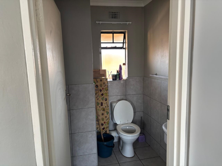 1 Bedroom Property for Sale in Sky City Gauteng