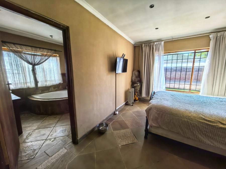 4 Bedroom Property for Sale in Benoni Central Gauteng