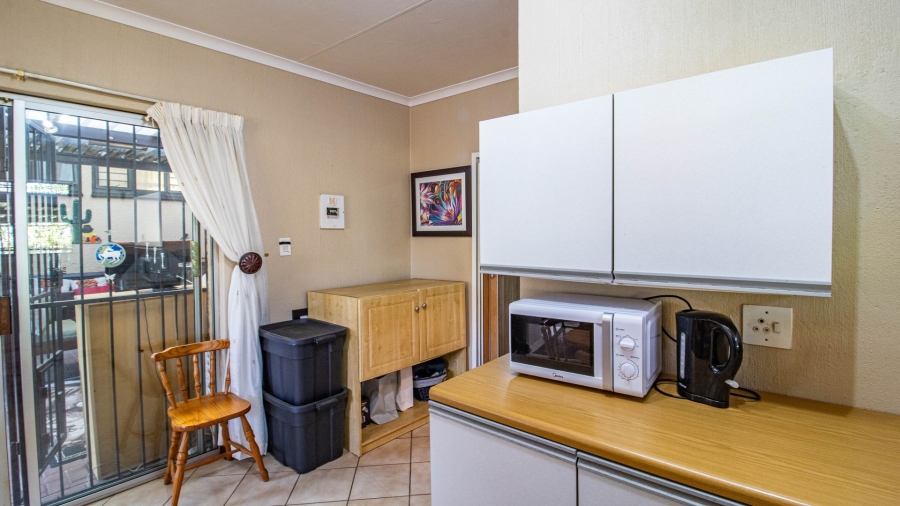 3 Bedroom Property for Sale in Alan Manor Gauteng