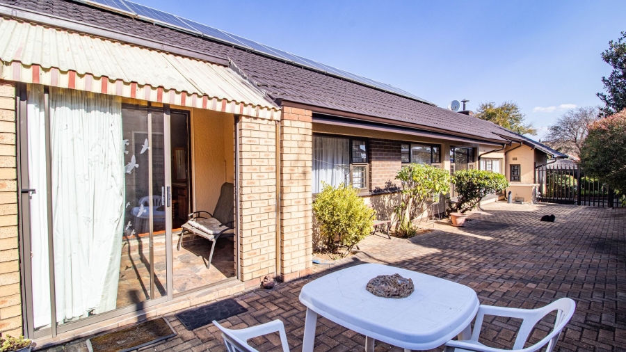 3 Bedroom Property for Sale in Alan Manor Gauteng
