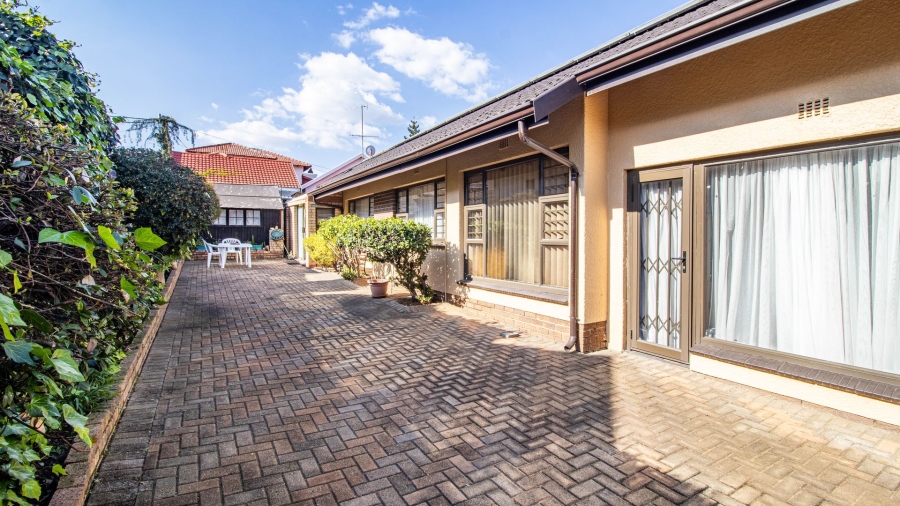 3 Bedroom Property for Sale in Alan Manor Gauteng