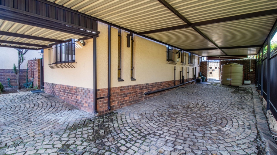 3 Bedroom Property for Sale in Alan Manor Gauteng