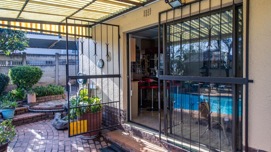 3 Bedroom Property for Sale in Alan Manor Gauteng