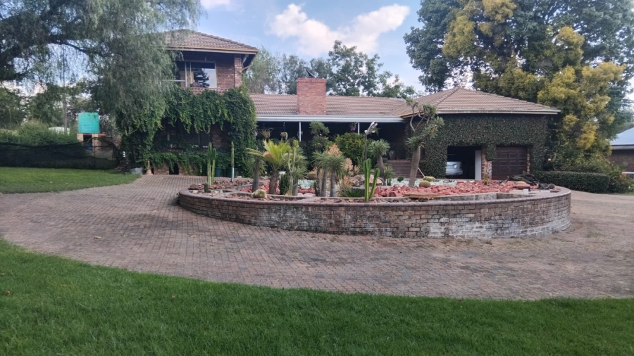 Commercial Property for Sale in Glen Austin Gauteng