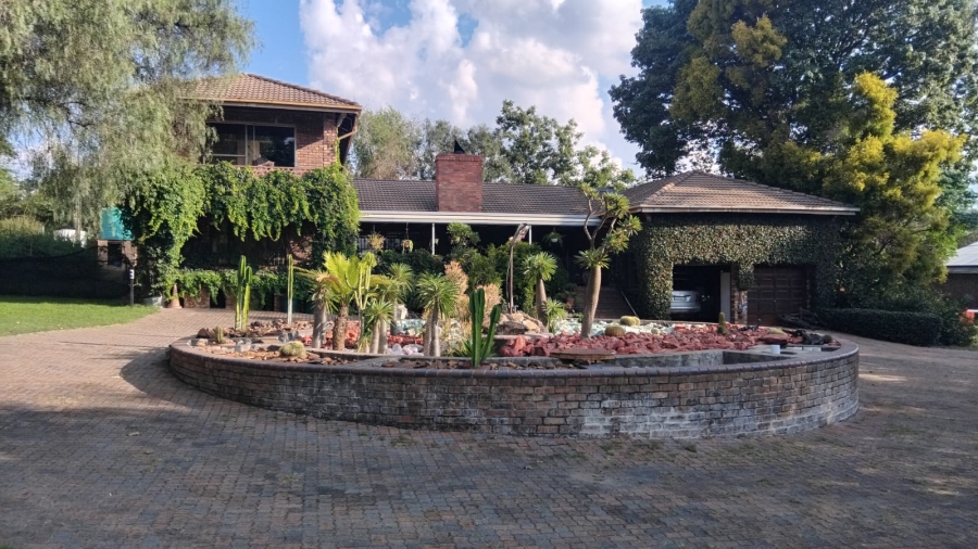 Commercial Property for Sale in Glen Austin Gauteng