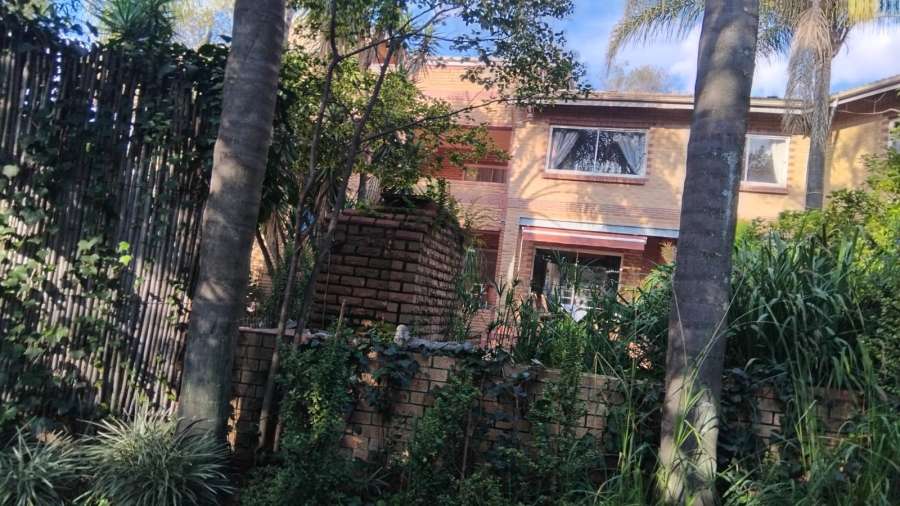 Commercial Property for Sale in Glen Austin Gauteng