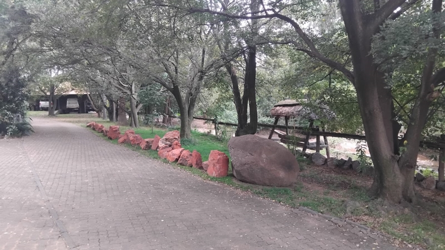 Commercial Property for Sale in Glen Austin Gauteng