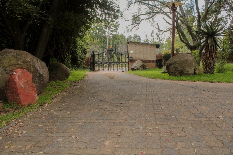 Commercial Property for Sale in Glen Austin Gauteng