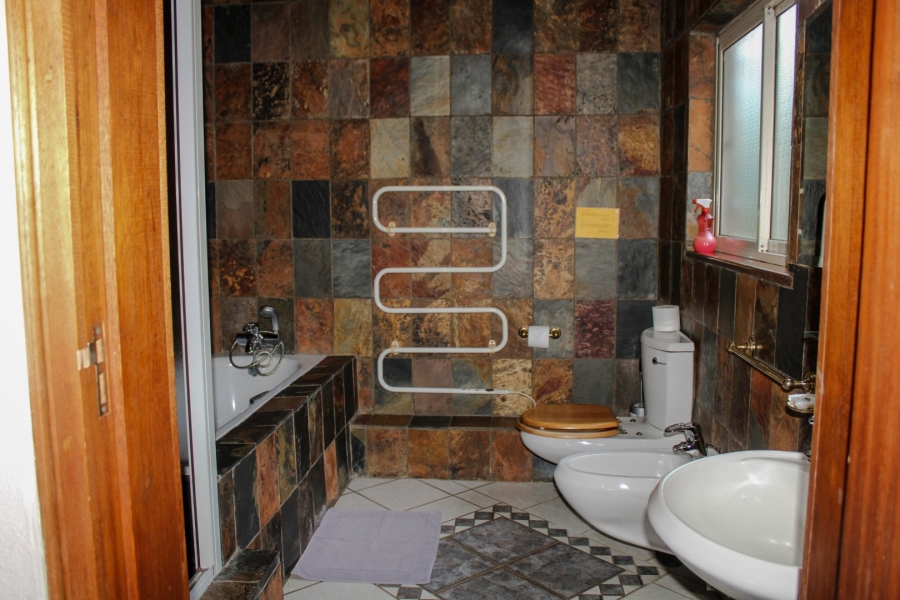 Commercial Property for Sale in Glen Austin Gauteng