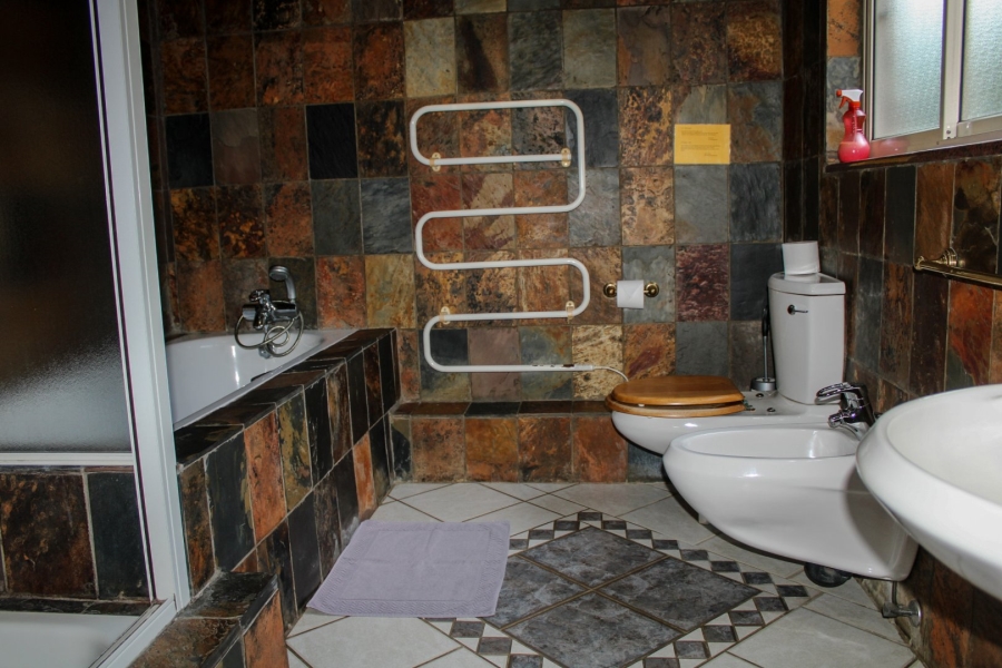 Commercial Property for Sale in Glen Austin Gauteng
