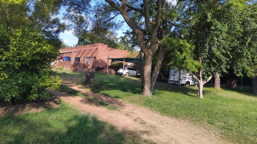  Bedroom Property for Sale in Glen Austin Gauteng