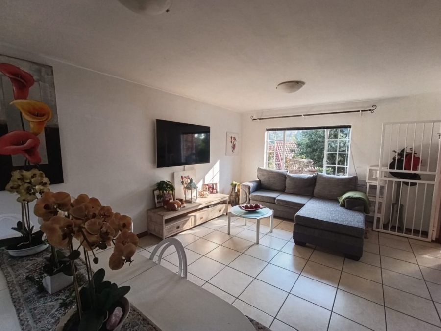 3 Bedroom Property for Sale in Val de Grace Gauteng