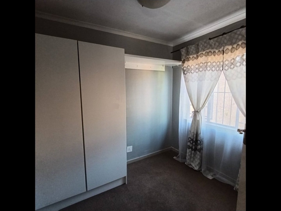 3 Bedroom Property for Sale in Val de Grace Gauteng