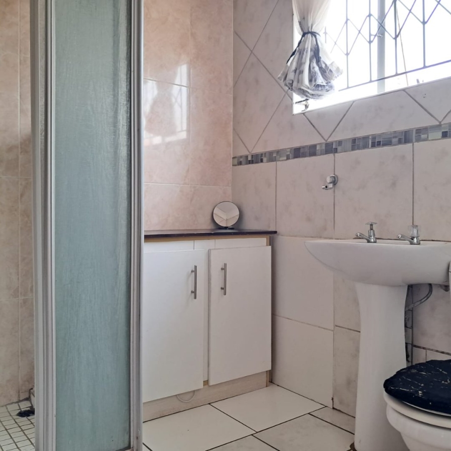 3 Bedroom Property for Sale in Dawn Park Gauteng