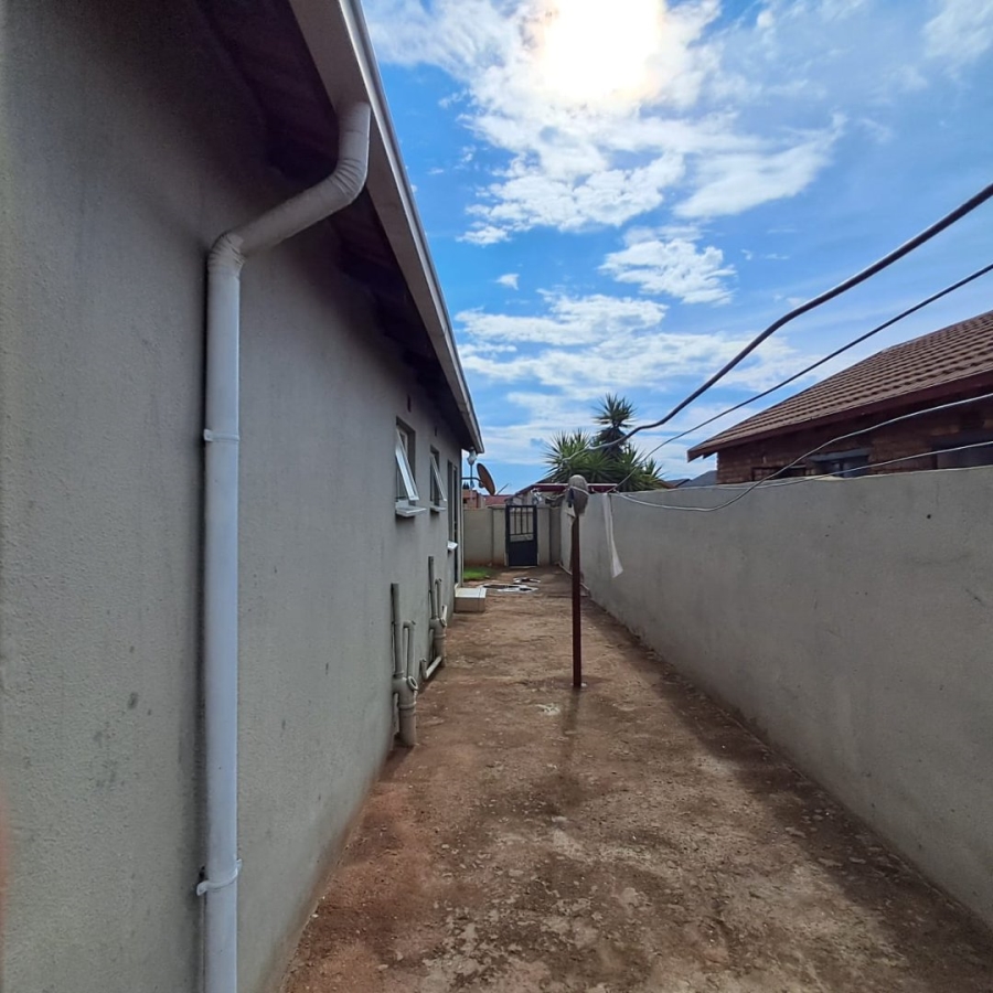 3 Bedroom Property for Sale in Dawn Park Gauteng