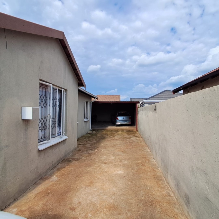 3 Bedroom Property for Sale in Dawn Park Gauteng
