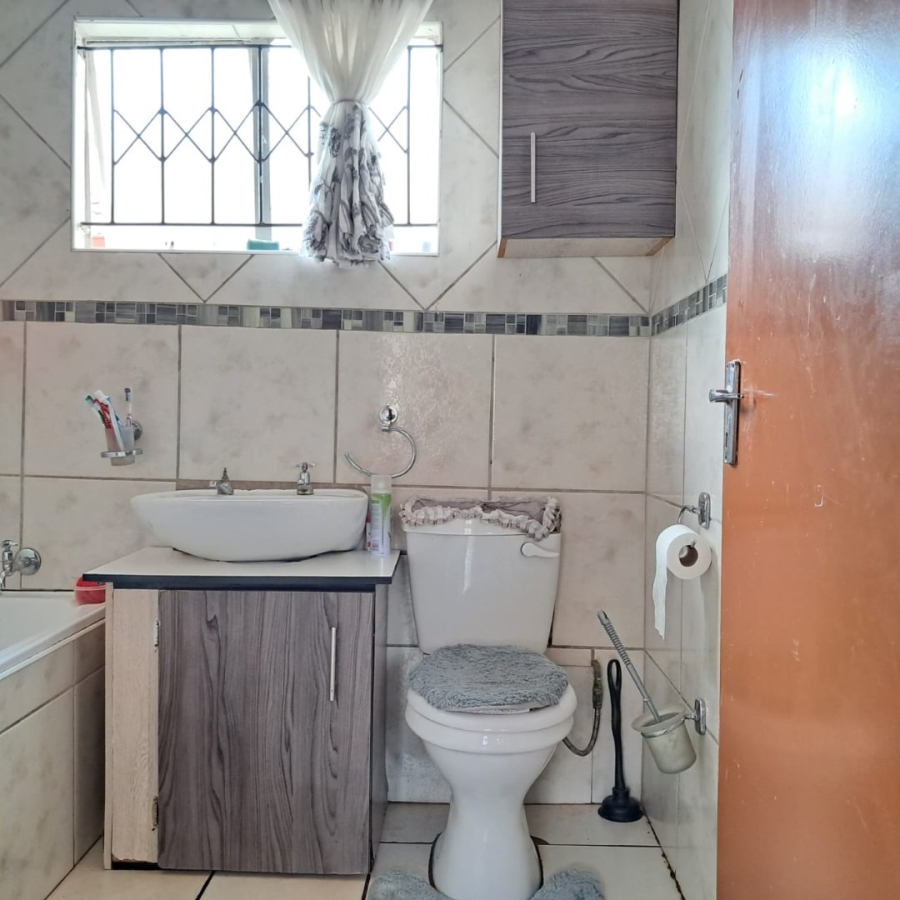 3 Bedroom Property for Sale in Dawn Park Gauteng