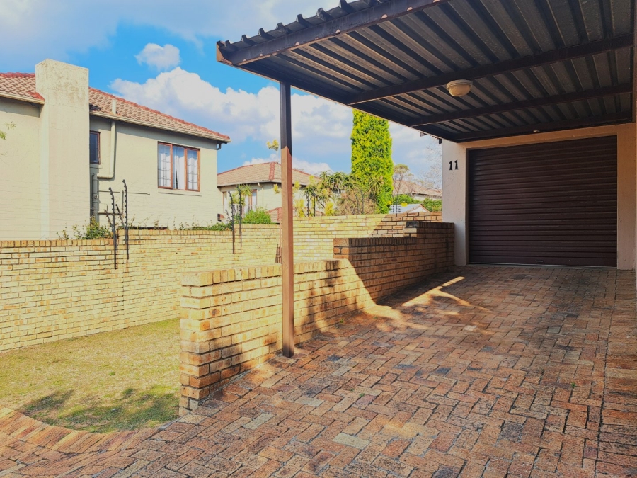 2 Bedroom Property for Sale in Northgate Gauteng