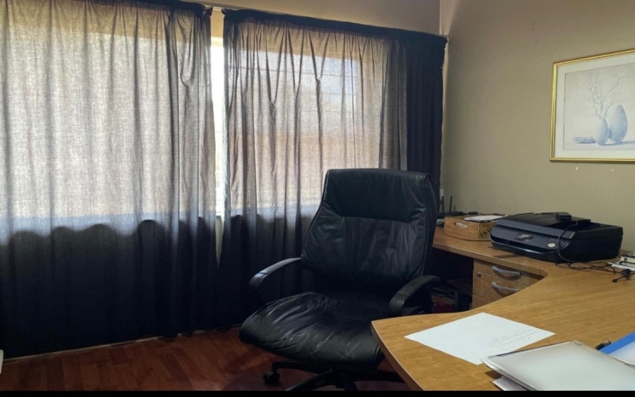 4 Bedroom Property for Sale in Lyttelton Manor Gauteng