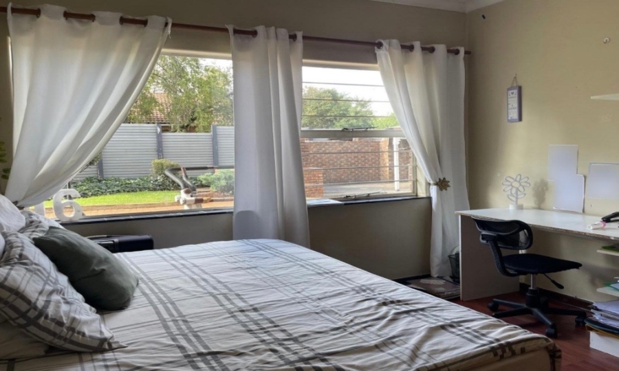 4 Bedroom Property for Sale in Lyttelton Manor Gauteng