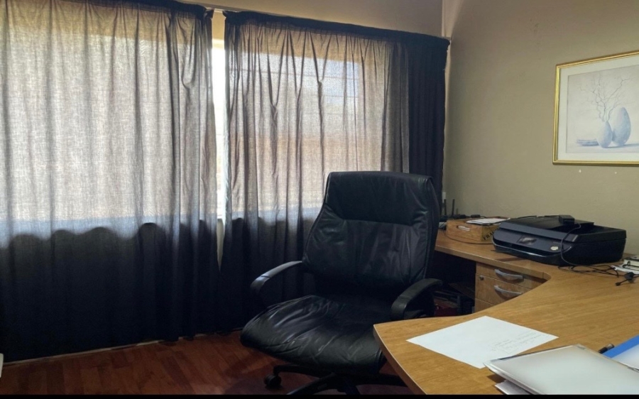 4 Bedroom Property for Sale in Lyttelton Manor Gauteng