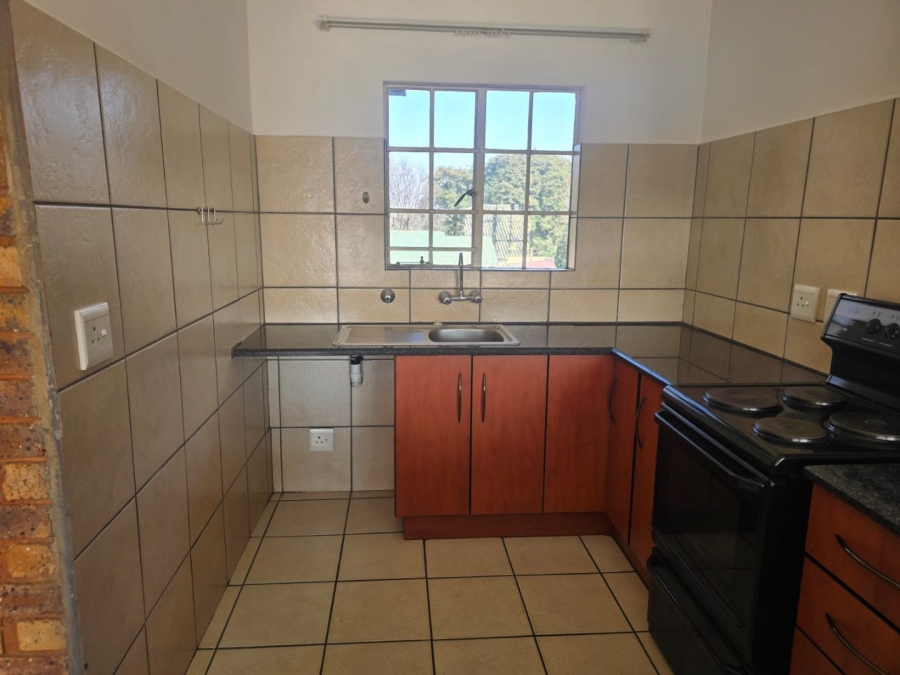 To Let 2 Bedroom Property for Rent in Witfield Gauteng