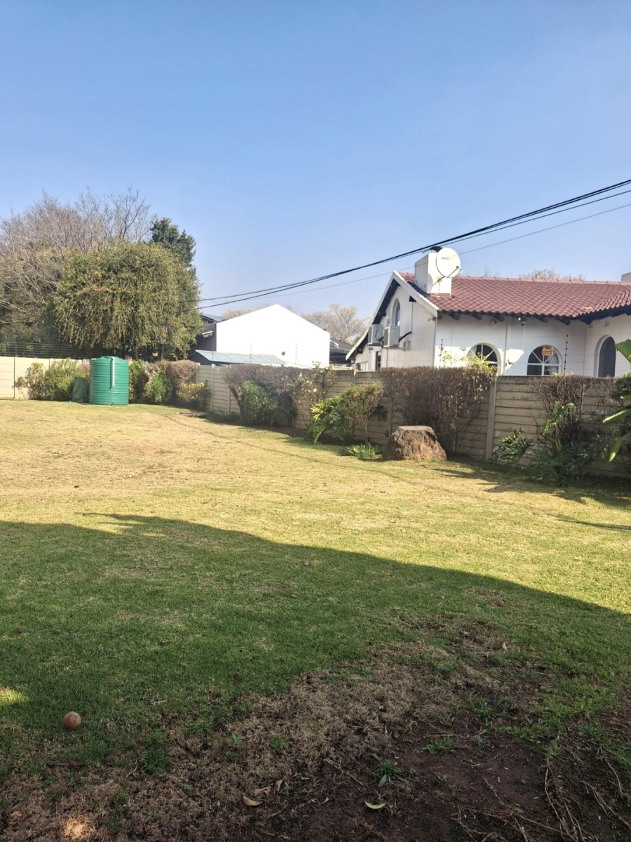  Bedroom Property for Sale in Morehill Gauteng