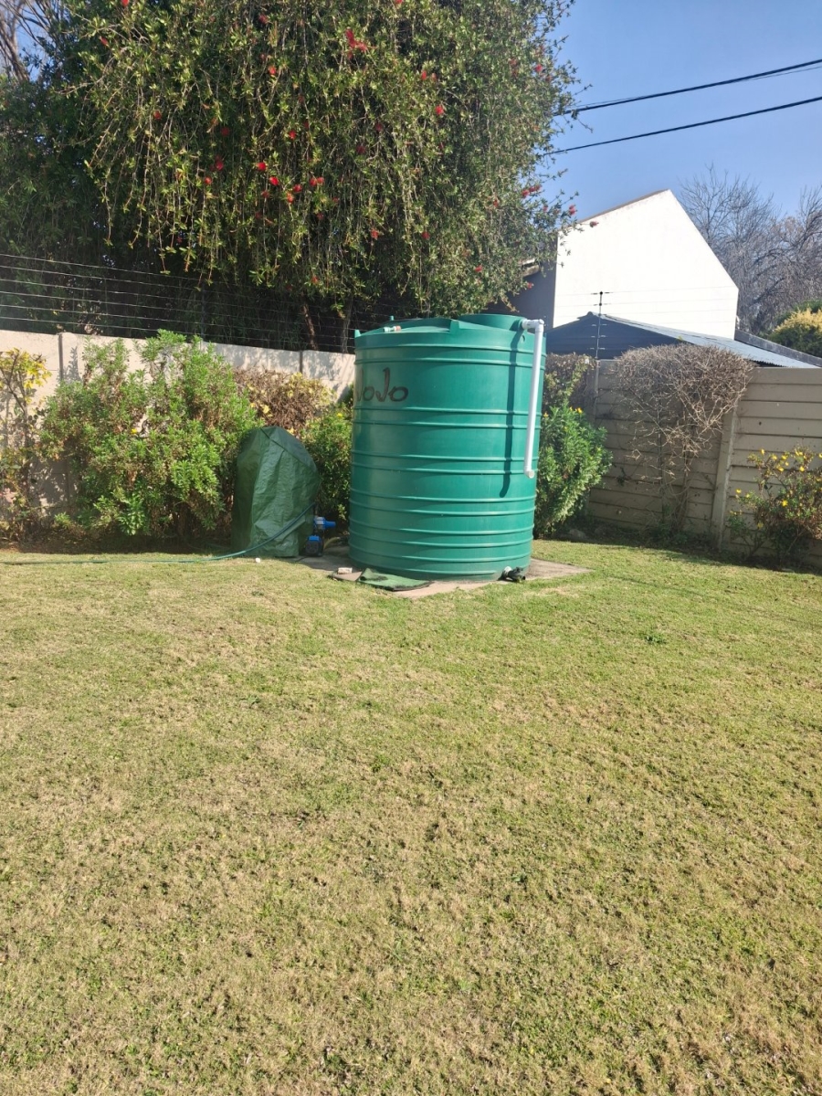  Bedroom Property for Sale in Morehill Gauteng