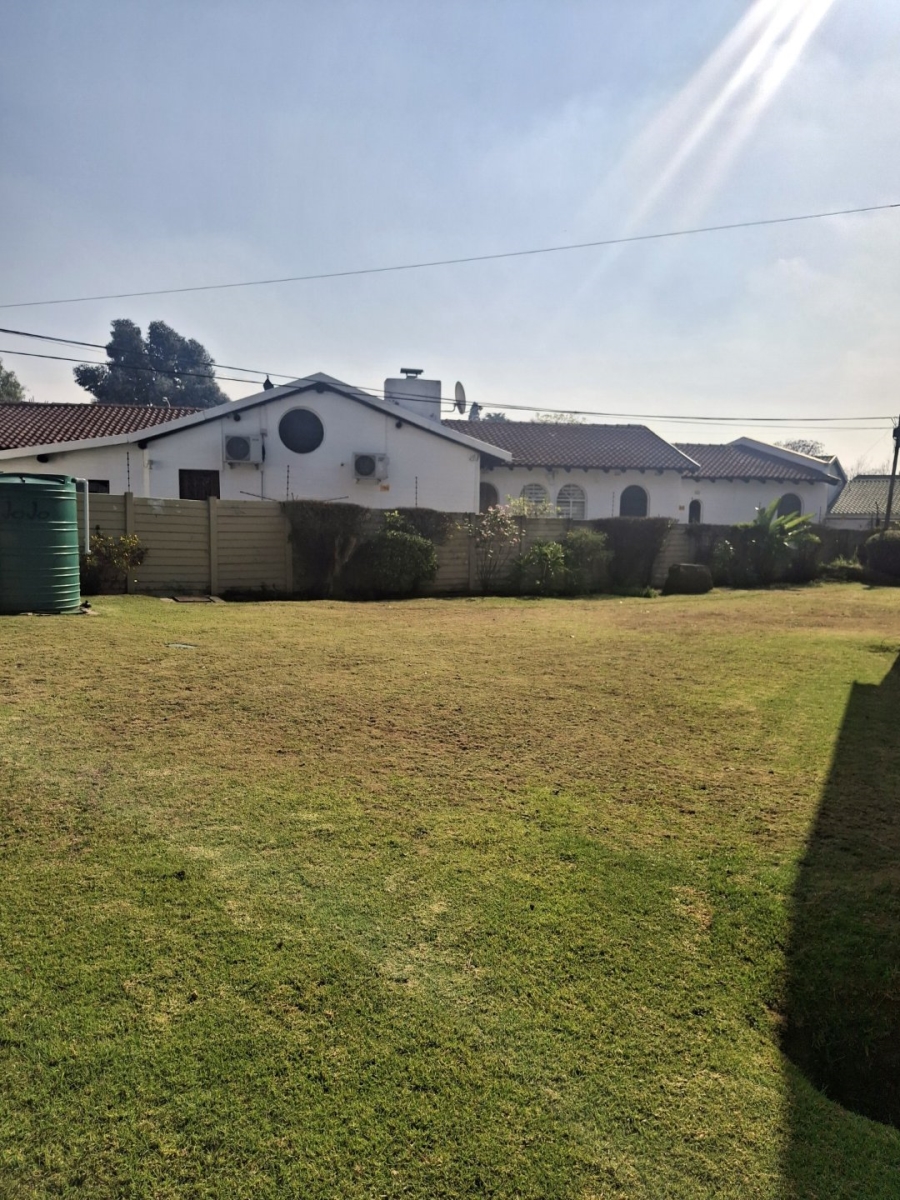  Bedroom Property for Sale in Morehill Gauteng