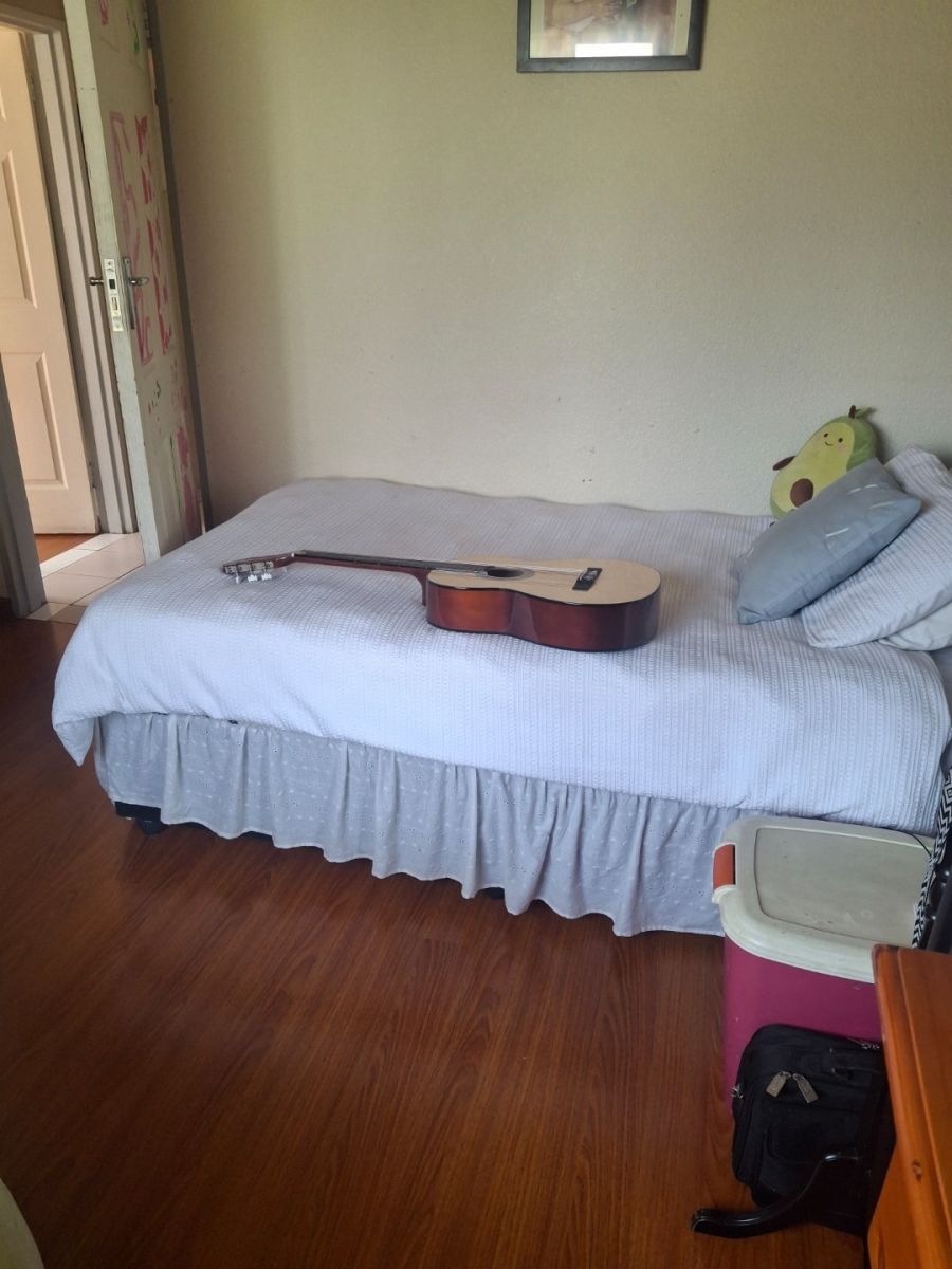  Bedroom Property for Sale in Morehill Gauteng