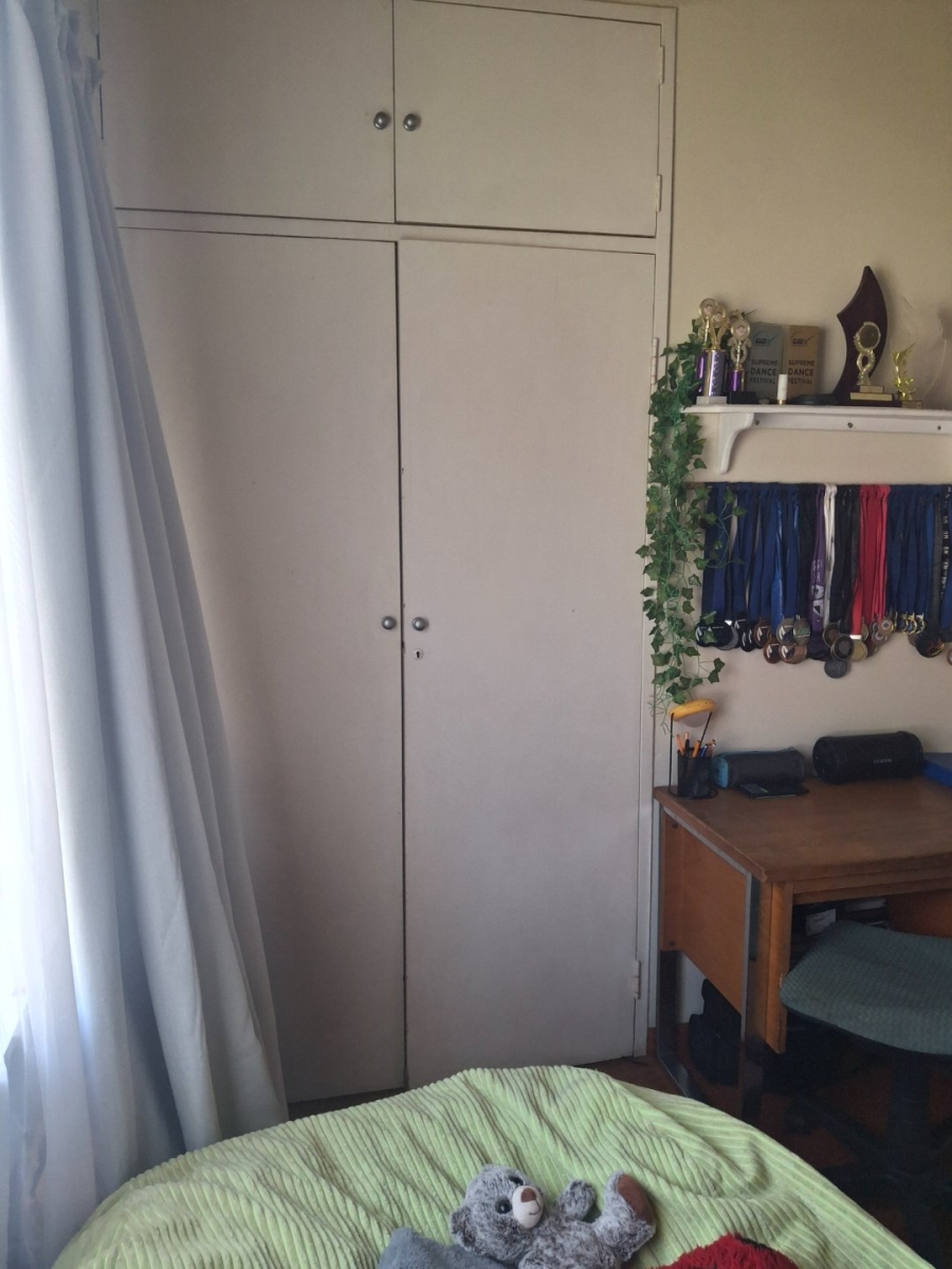  Bedroom Property for Sale in Morehill Gauteng