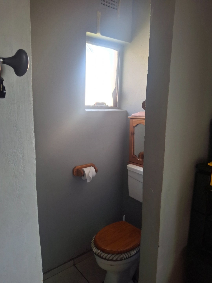  Bedroom Property for Sale in Morehill Gauteng