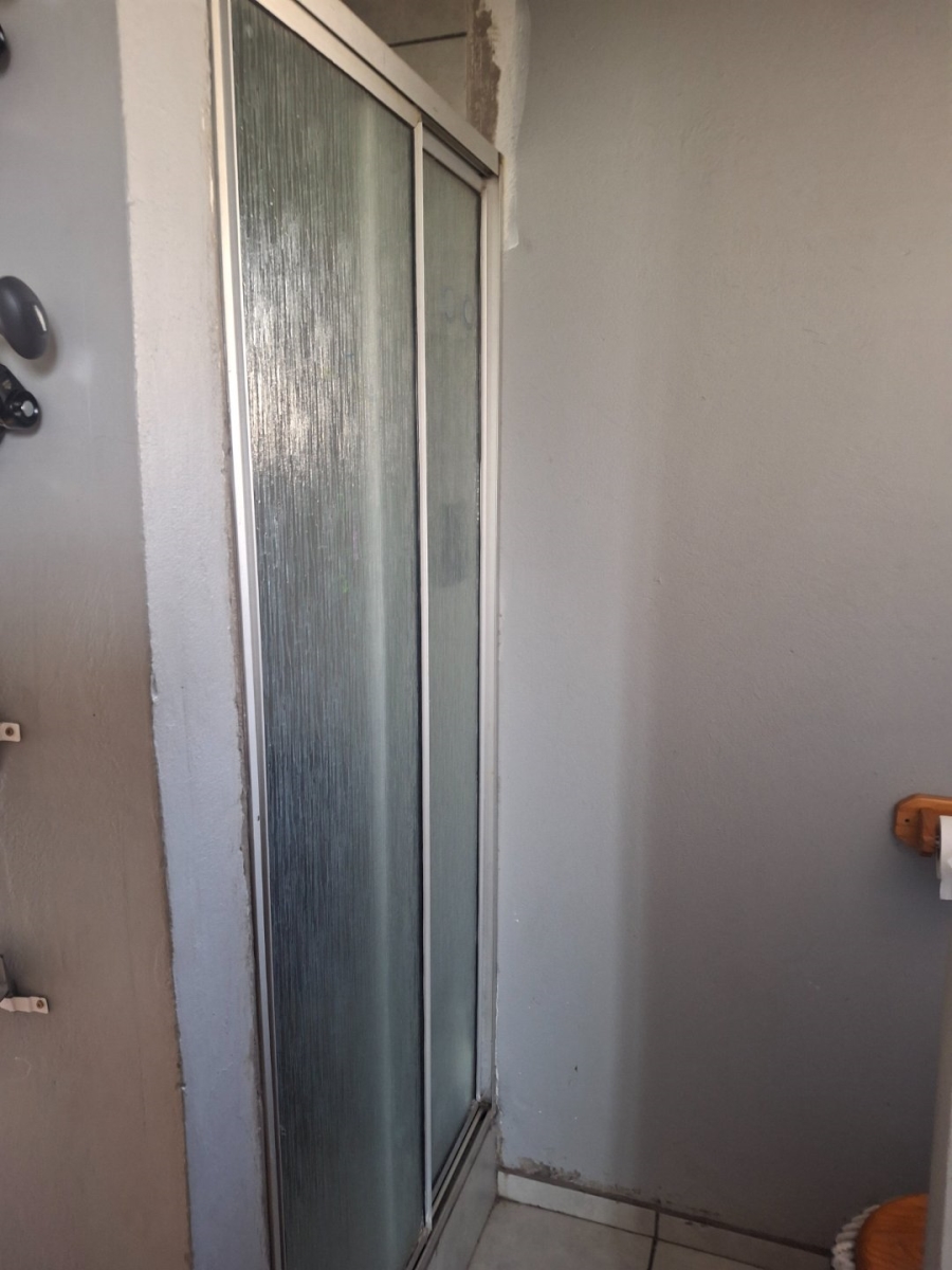  Bedroom Property for Sale in Morehill Gauteng