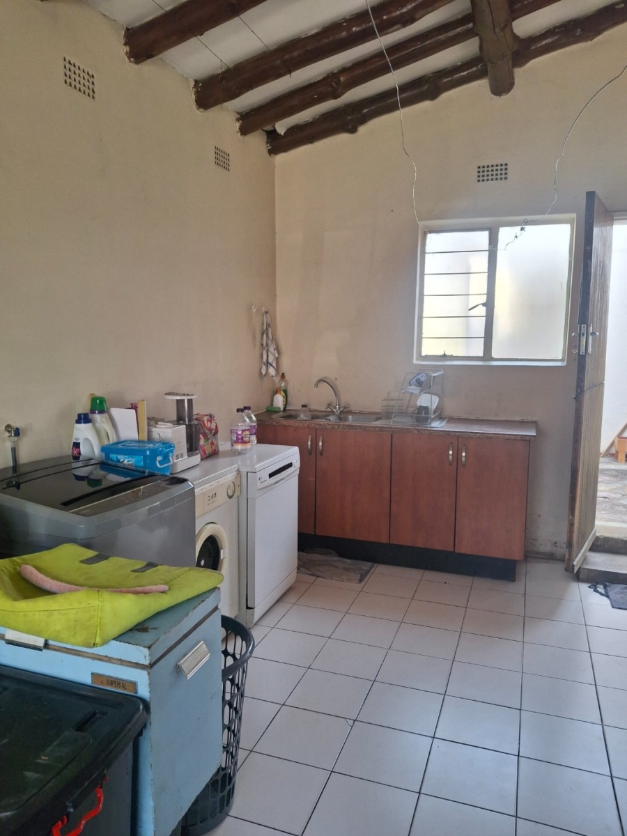  Bedroom Property for Sale in Morehill Gauteng