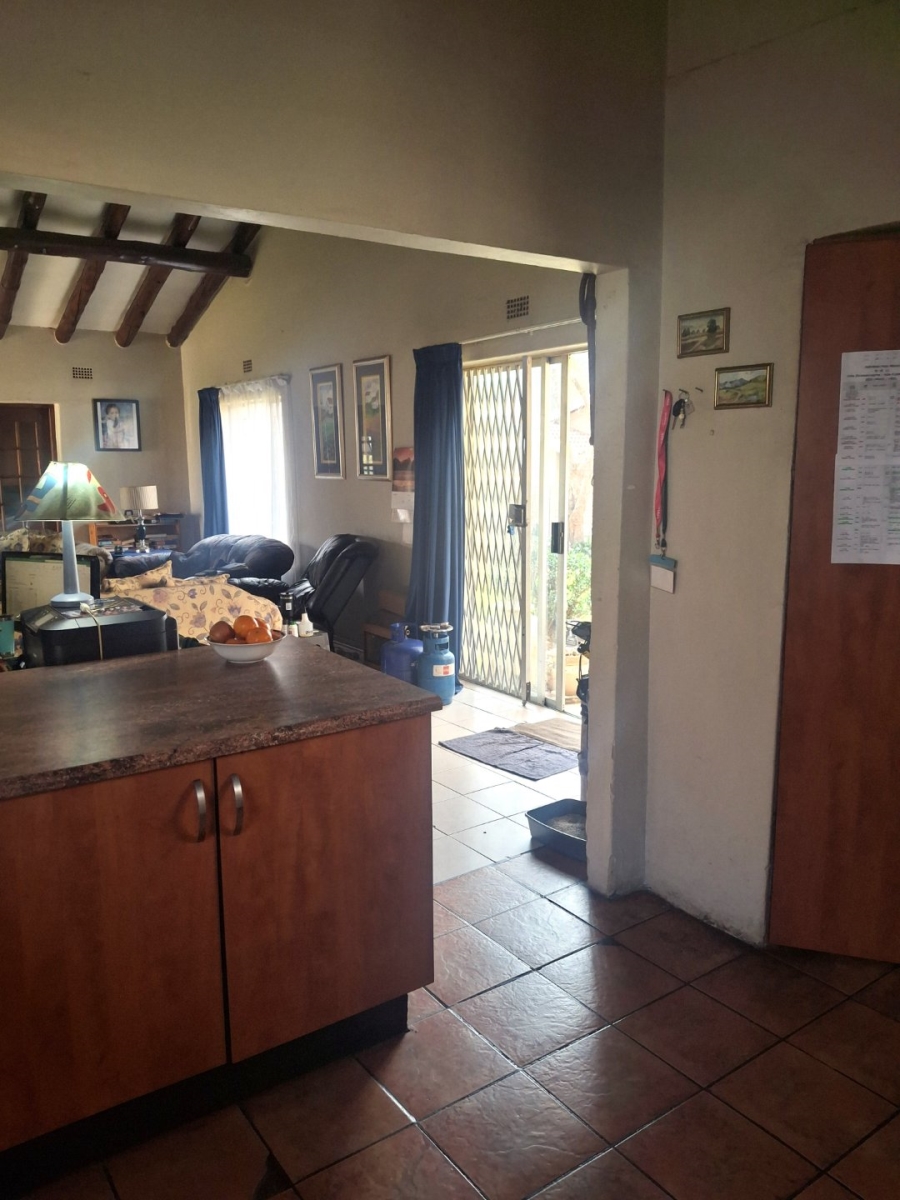  Bedroom Property for Sale in Morehill Gauteng