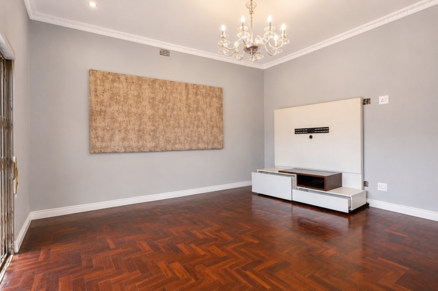 Commercial Property for Sale in Glen Austin Gauteng