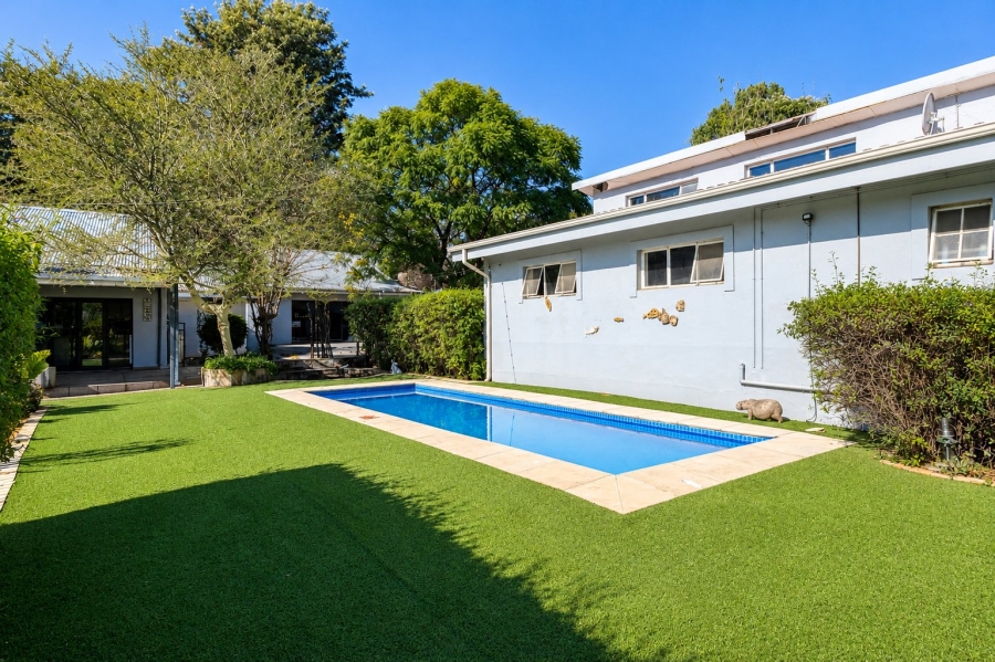 Commercial Property for Sale in Glen Austin Gauteng
