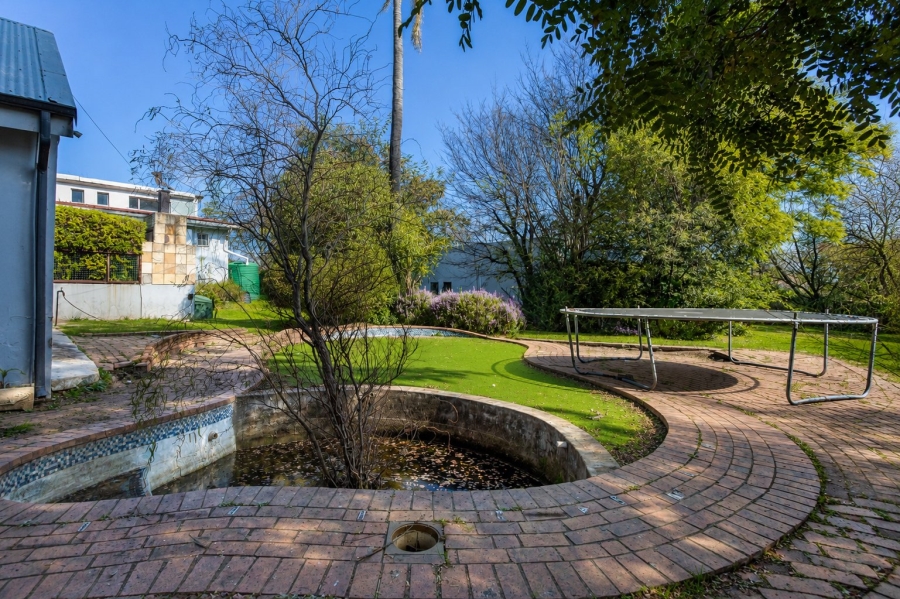 Commercial Property for Sale in Glen Austin Gauteng