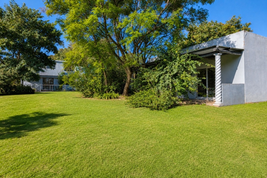 Commercial Property for Sale in Glen Austin Gauteng