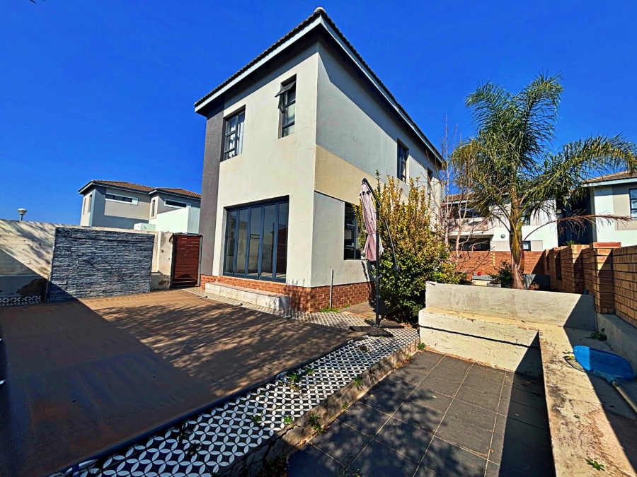 3 Bedroom Property for Sale in Thatchfield Ridge Gauteng