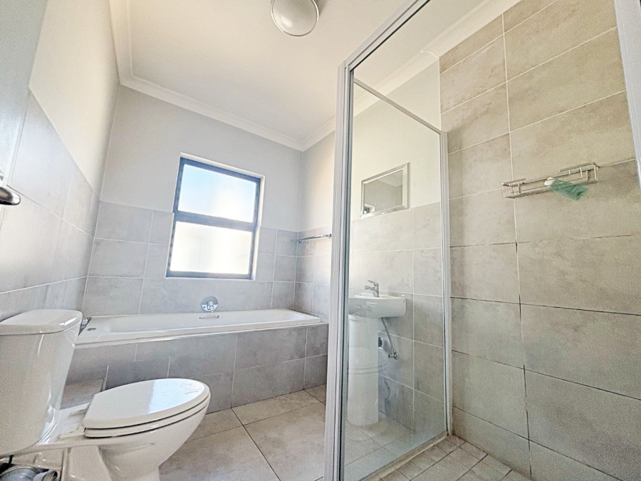 3 Bedroom Property for Sale in Thatchfield Ridge Gauteng