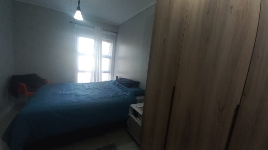 To Let 2 Bedroom Property for Rent in Mulbarton Gauteng